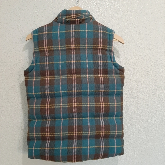 Boden Pembroke Plaid Wool Blend Quilted Vest - Picture 8 of 14